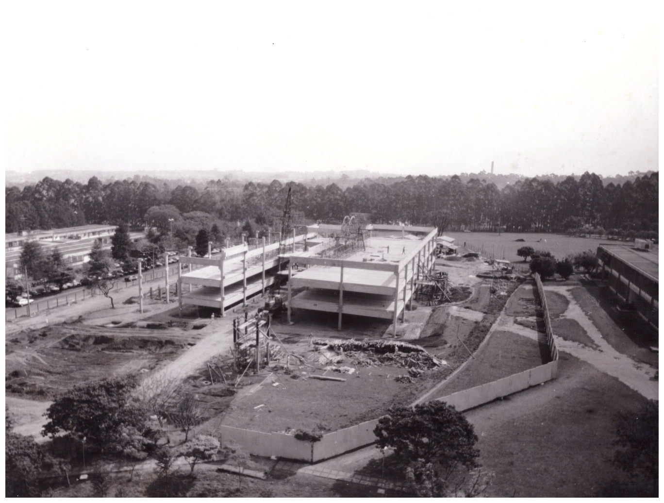 Biblioteca Comunitária - Em Construção